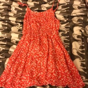 Till’s size Medium kids dress